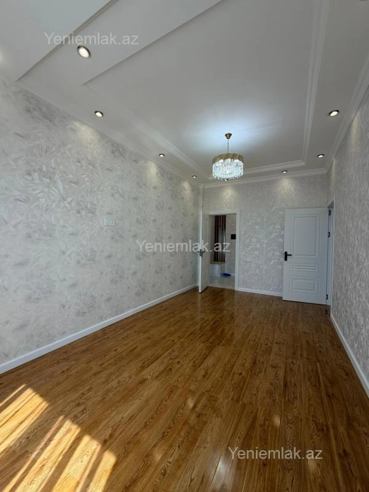 Satılır 3 otaqlı yeni tikili 70 m²