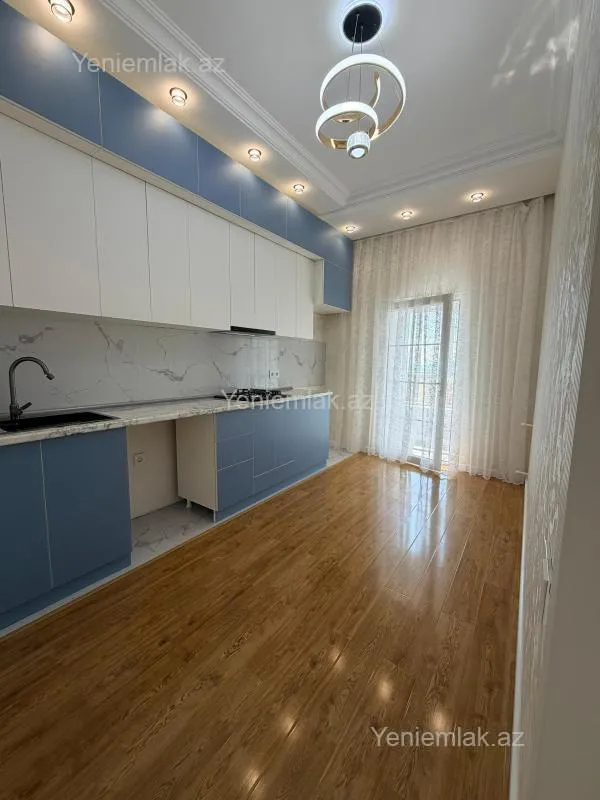 Satılır 3 otaqlı yeni tikili 70 m²