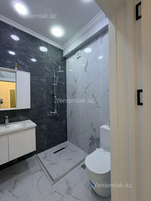 Satılır 3 otaqlı yeni tikili 70 m²