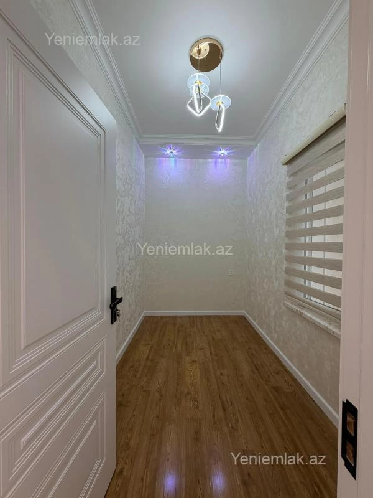 Satılır 3 otaqlı yeni tikili 70 m²