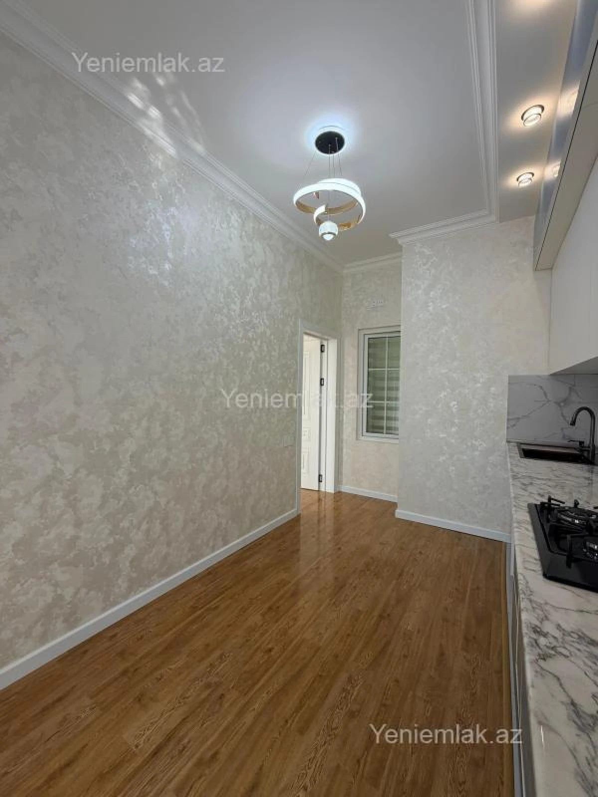 Satılır 3 otaqlı yeni tikili 70 m²