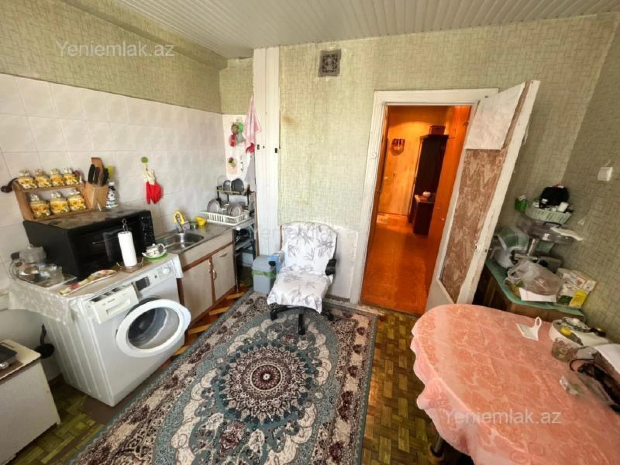 Satılır 1 otaqlı köhnə tikili 47 m²