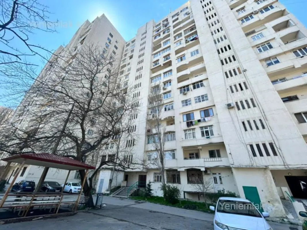 Satılır 1 otaqlı köhnə tikili 47 m²