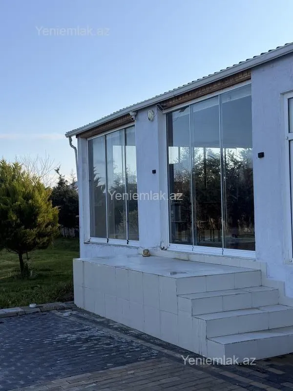 Satılır 3 otaqlı həyət evi 130 m²