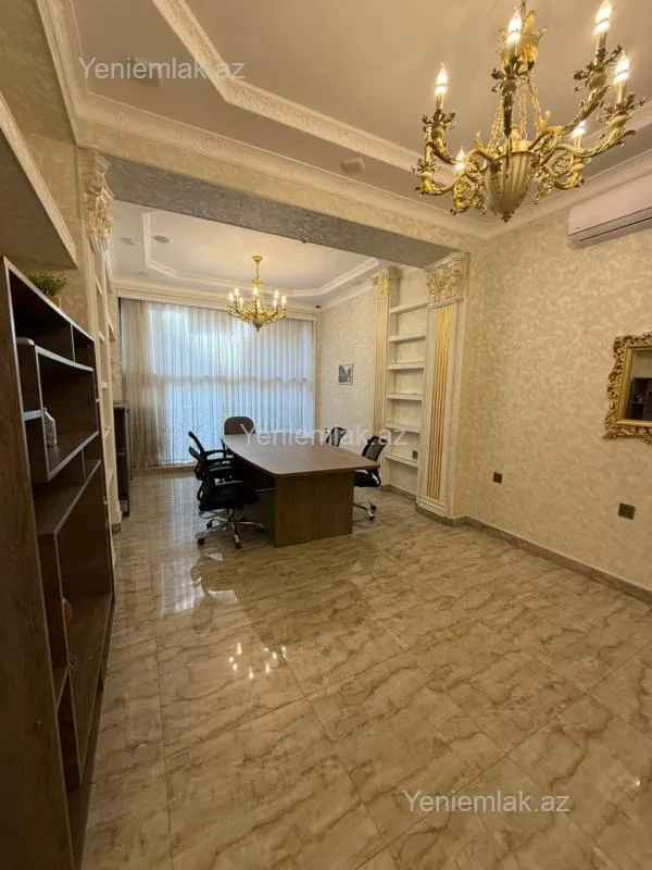 Satılır 5 otaqlı ofis 80 m²