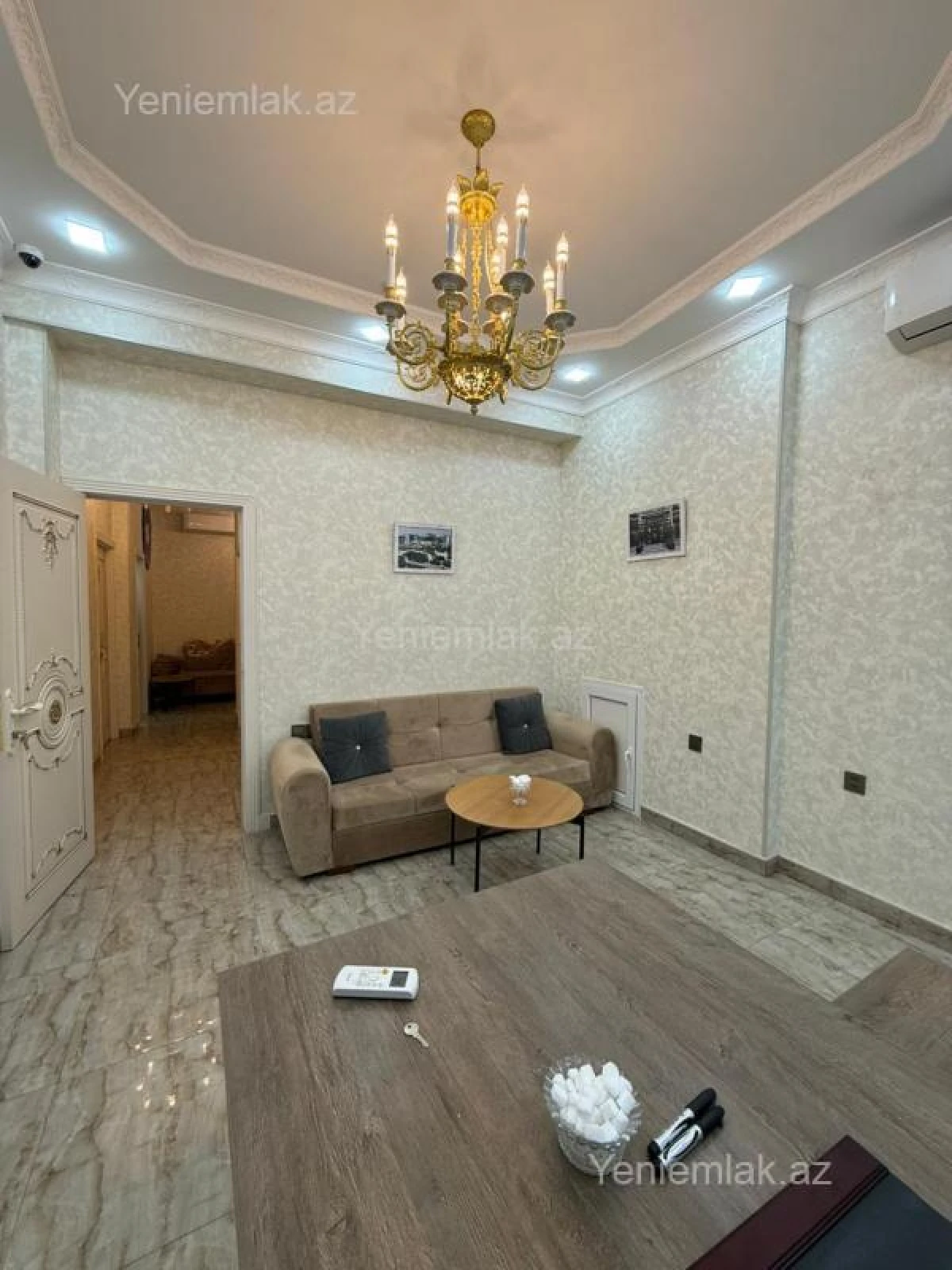 Satılır 5 otaqlı ofis 80 m²