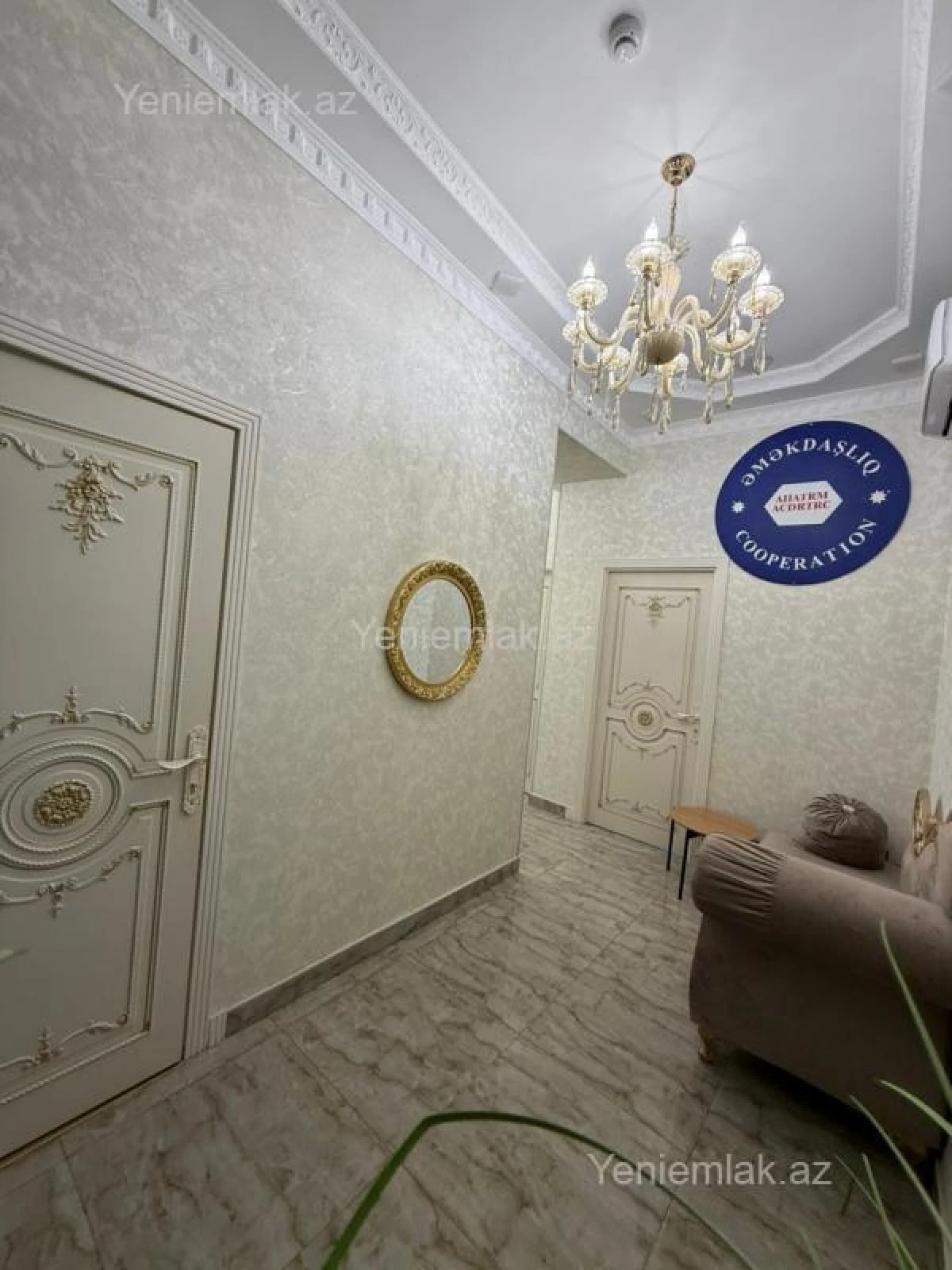 Satılır 5 otaqlı ofis 80 m²