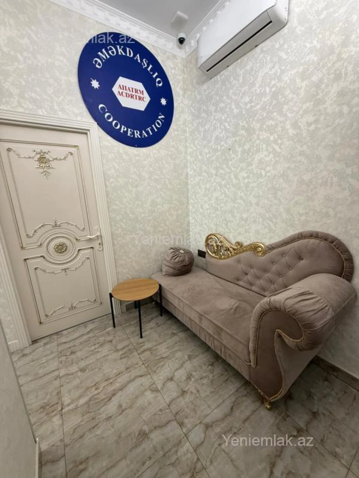 Satılır 5 otaqlı ofis 80 m²