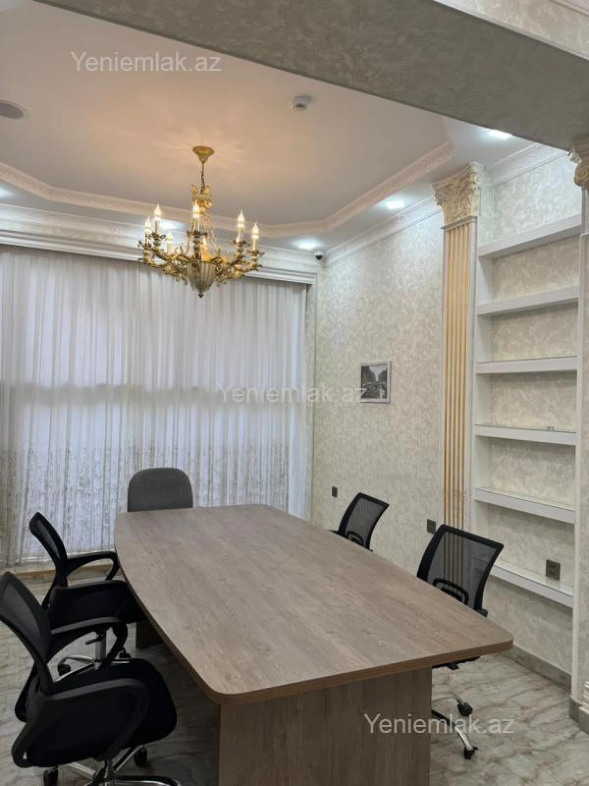Satılır 5 otaqlı ofis 80 m²