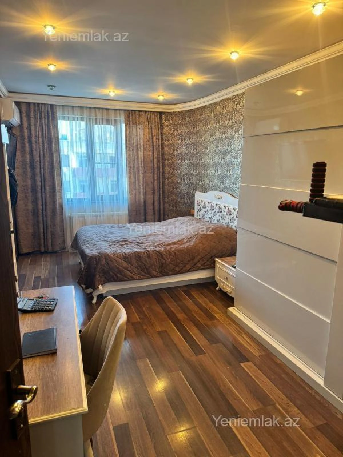 Satılır 3 otaqlı yeni tikili 115 m²