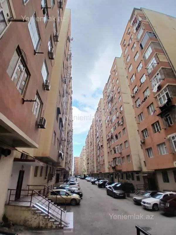 Satılır 2 otaqlı yeni tikili 50 m²