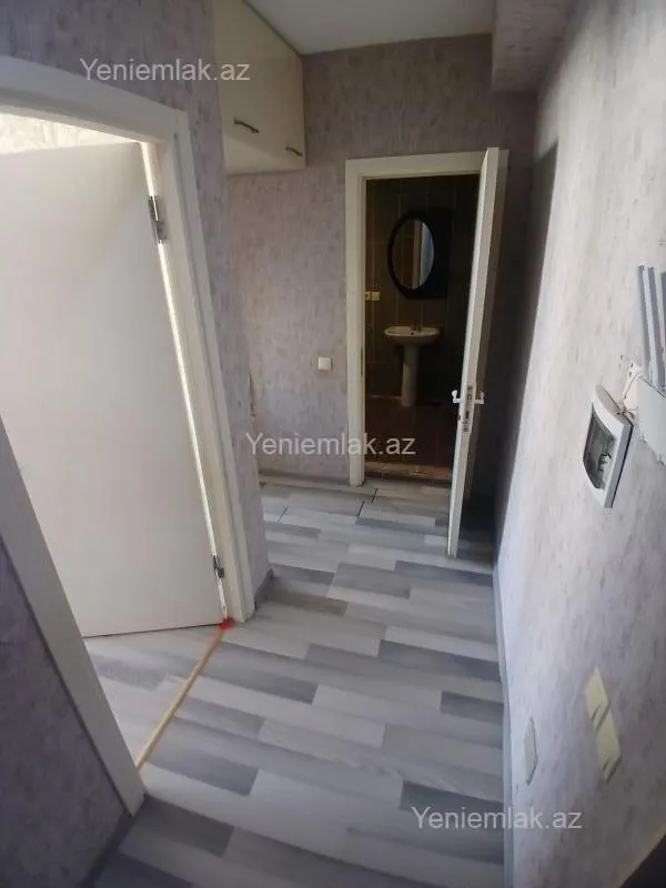 Satılır 2 otaqlı yeni tikili 50 m²