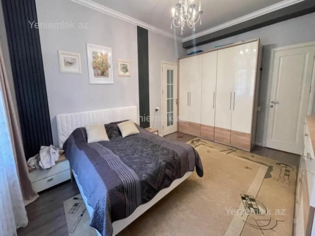 Satılır 3 otaqlı yeni tikili 137 m²