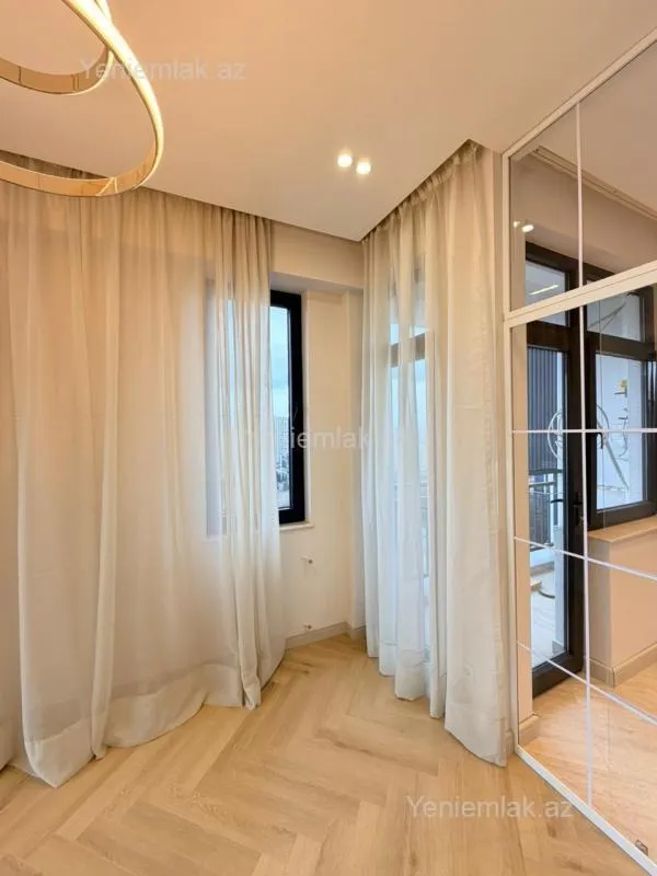 Satılır 2 otaqlı yeni tikili 75.18 m²
