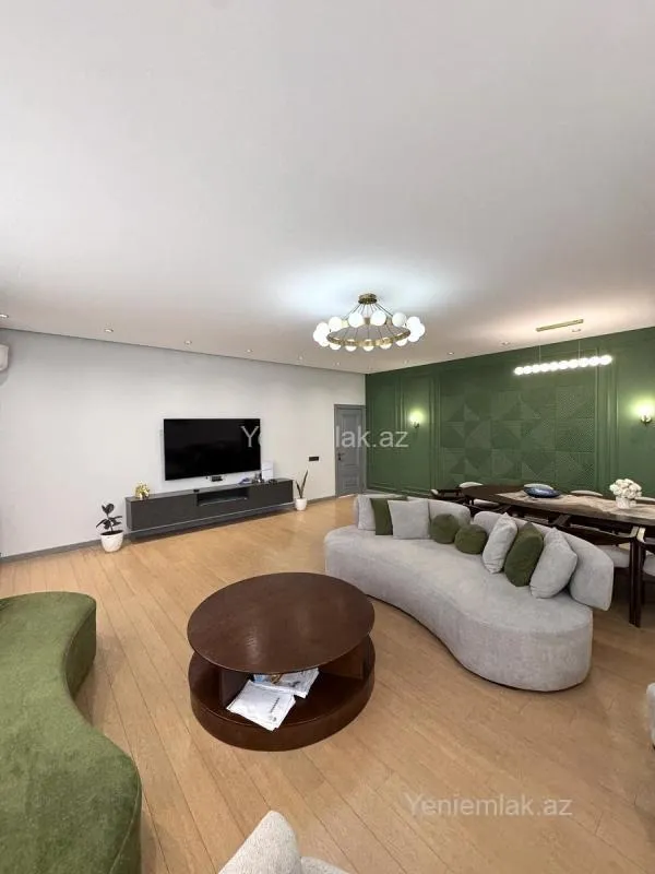 Satılır 3 otaqlı yeni tikili 165 m²