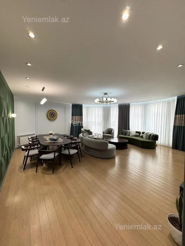 Satılır 3 otaqlı yeni tikili 165 m²