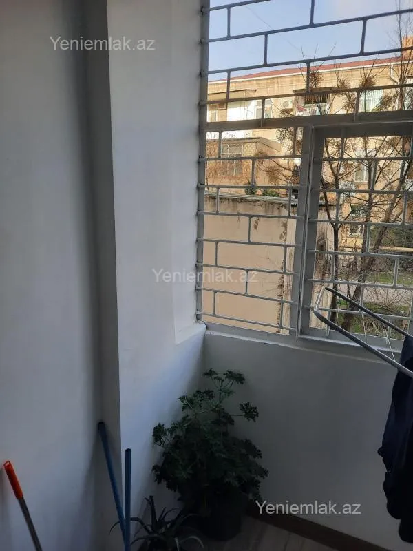 Satılır 3 otaqlı köhnə tikili 80 m²