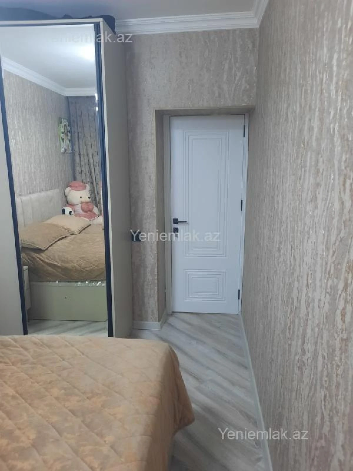 Satılır 3 otaqlı köhnə tikili 80 m²