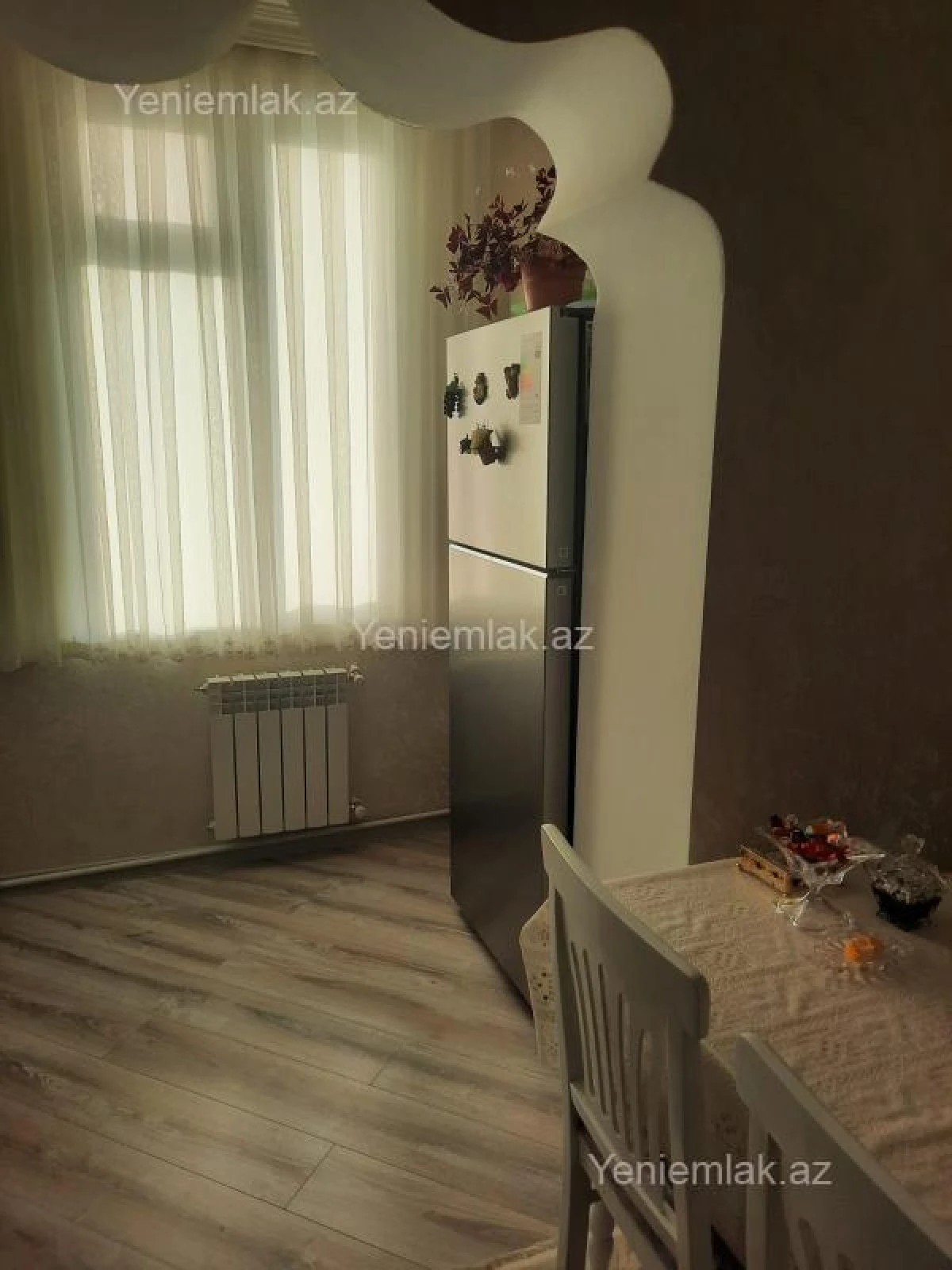 Satılır 3 otaqlı köhnə tikili 80 m²