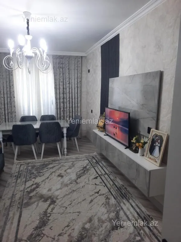 Satılır 3 otaqlı köhnə tikili 80 m²