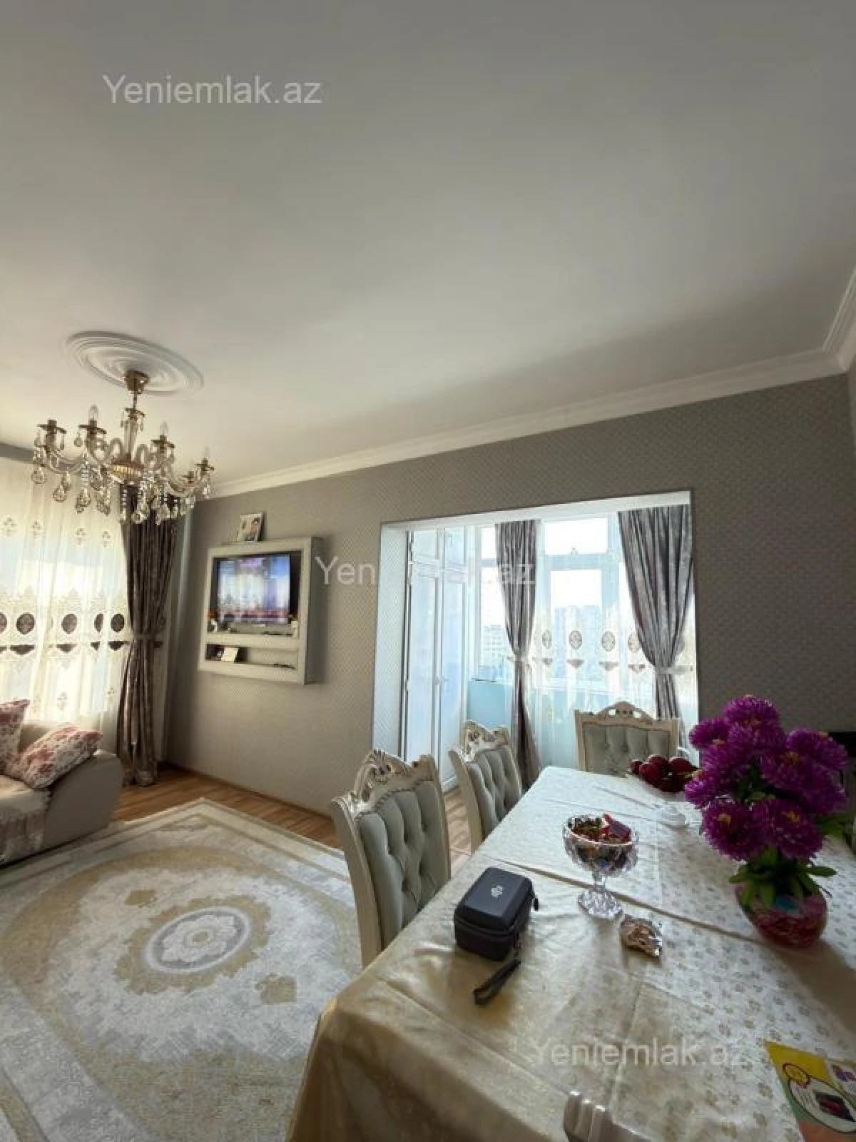 Satılır 2 otaqlı köhnə tikili 60 m²