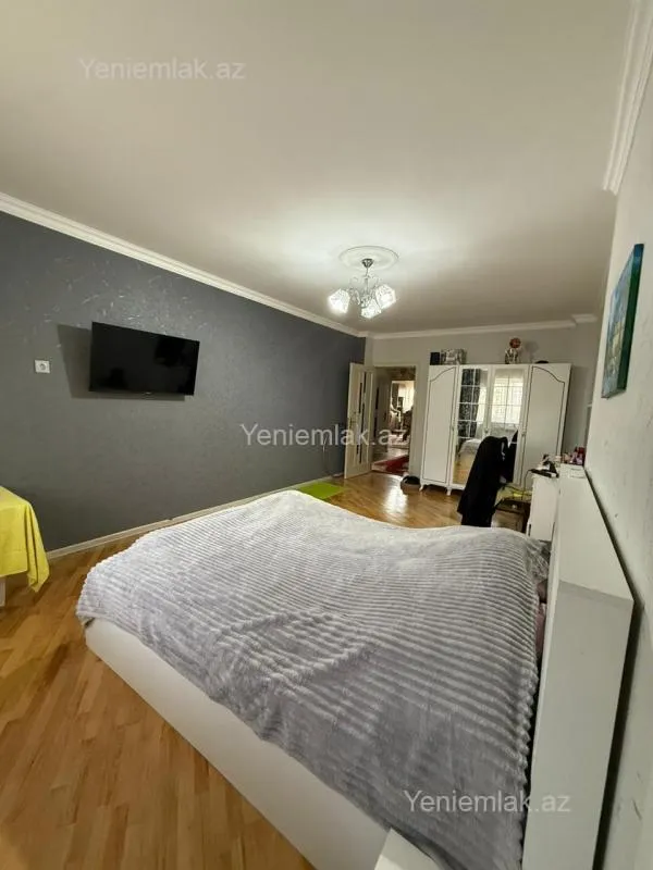 Satılır 3 otaqlı yeni tikili 145 m²