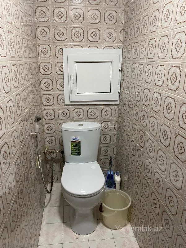 Satılır 4 otaqlı köhnə tikili 110 m²