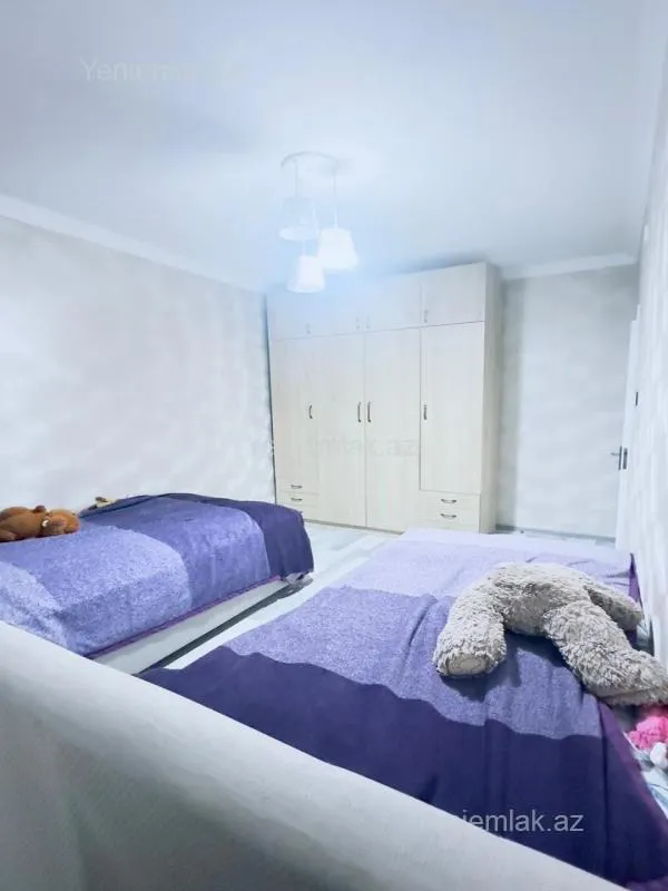 Satılır 4 otaqlı köhnə tikili 80 m²