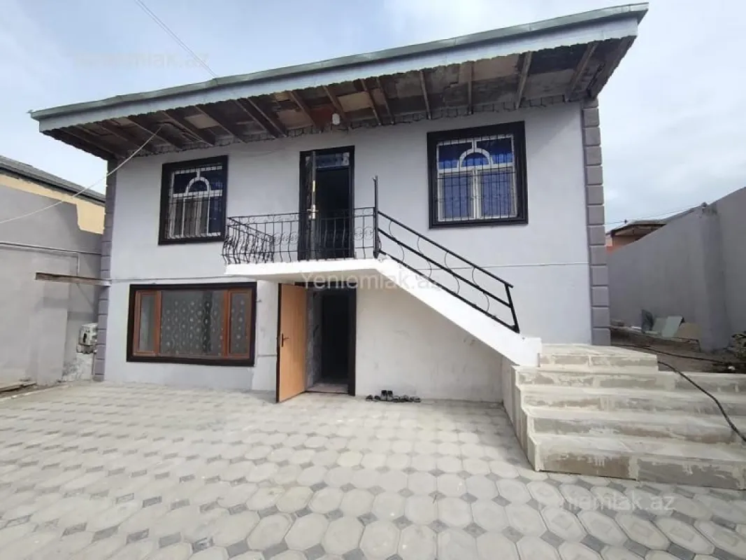 Satılır 5 otaqlı həyət evi 160 m²