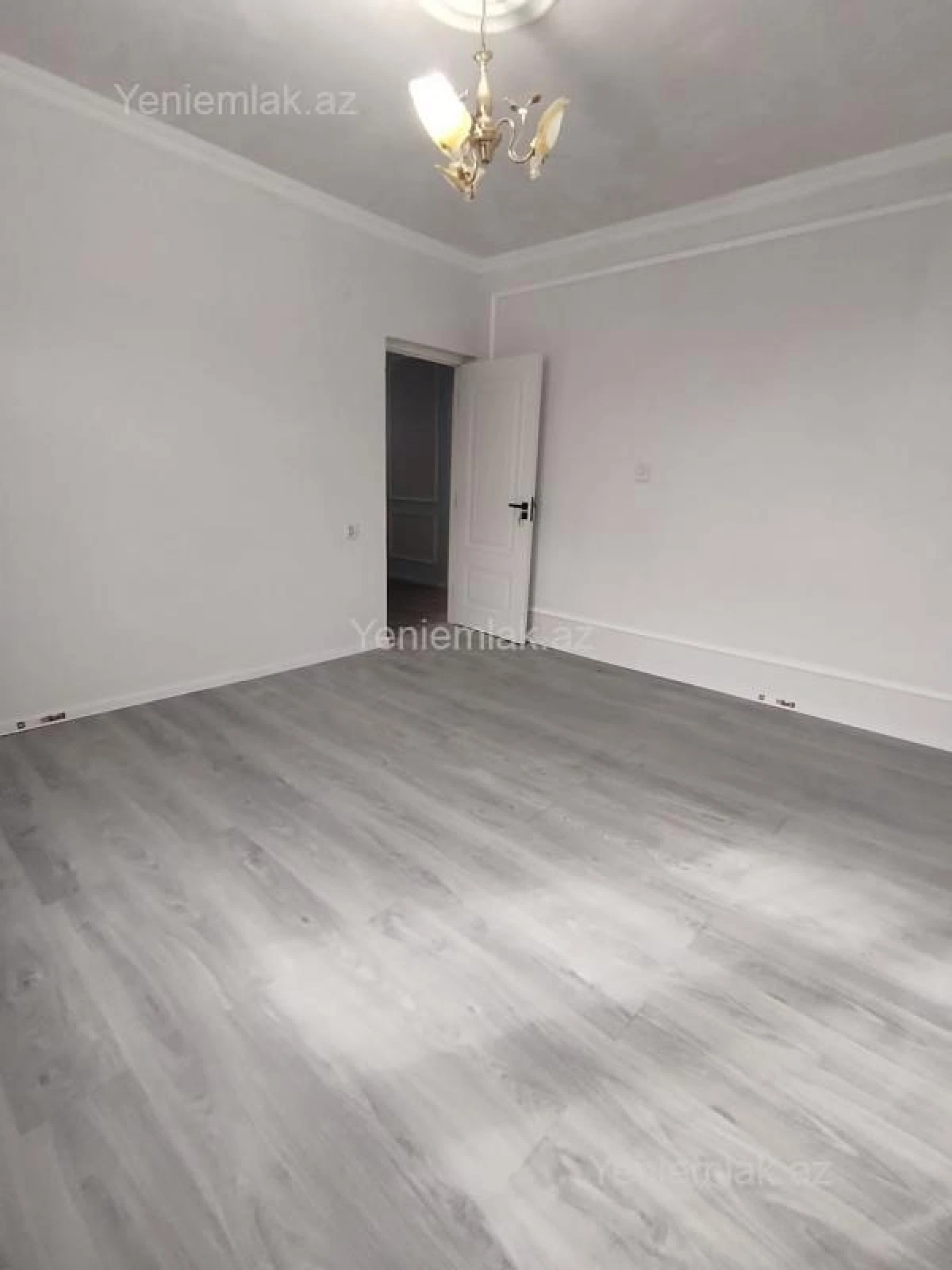 Satılır 5 otaqlı həyət evi 160 m²