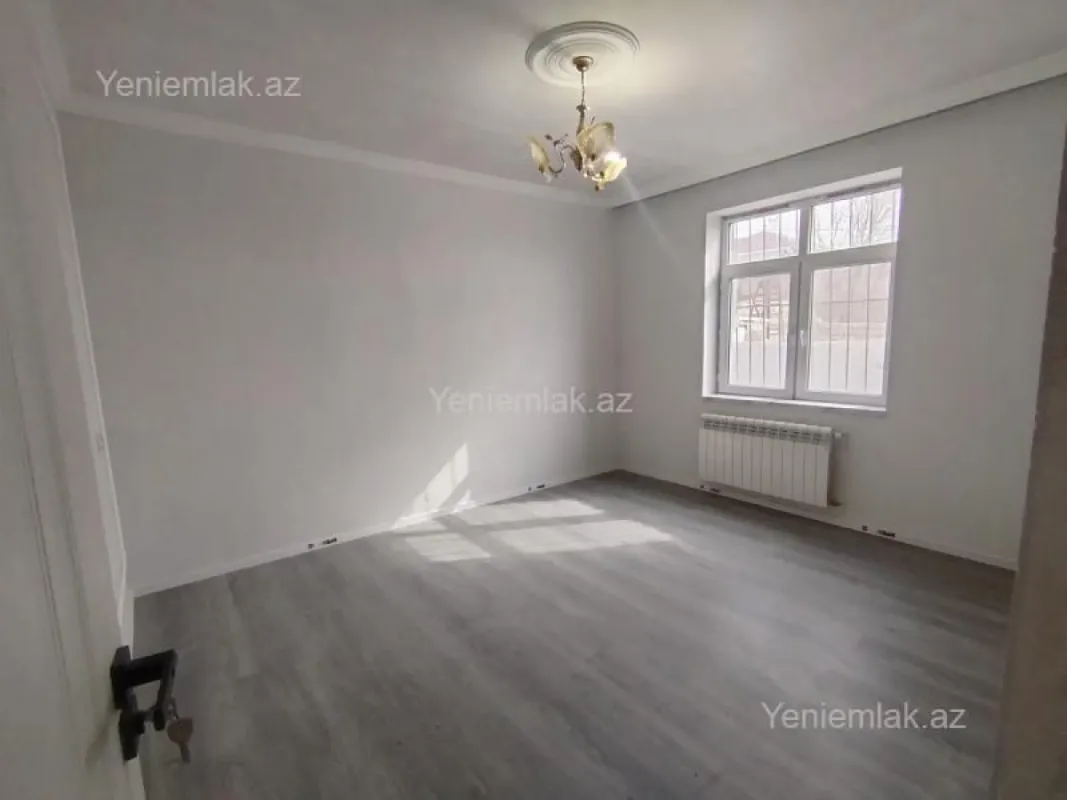 Satılır 5 otaqlı həyət evi 160 m²
