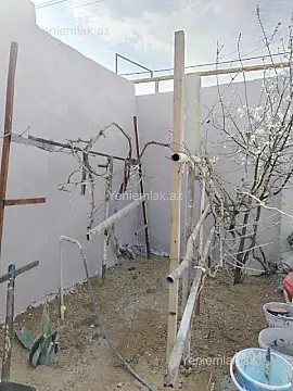 Satılır 5 otaqlı həyət evi 160 m²