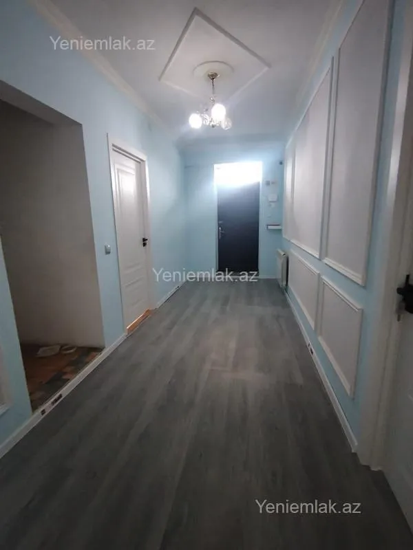 Satılır 5 otaqlı həyət evi 160 m²