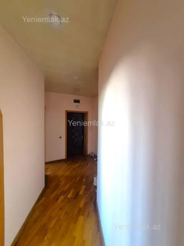 Satılır 3 otaqlı yeni tikili 95 m²