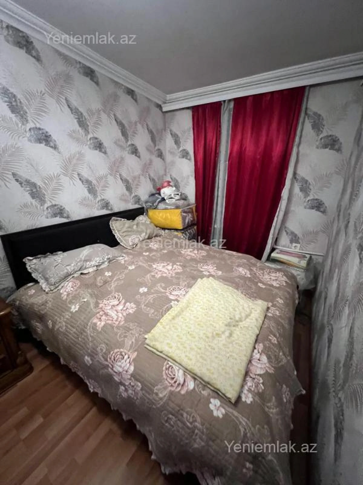 Satılır 3 otaqlı köhnə tikili 70 m²