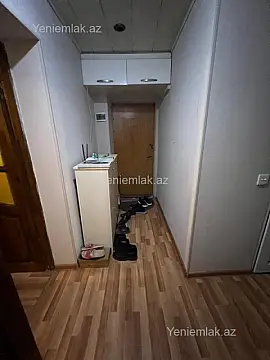Satılır 3 otaqlı köhnə tikili 70 m²