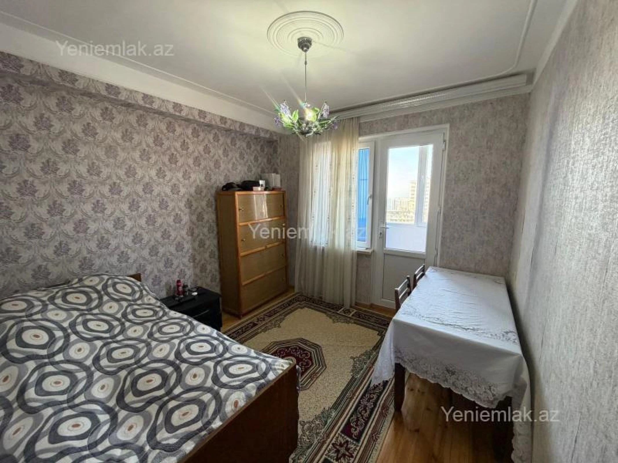 Satılır 3 otaqlı köhnə tikili 95 m²
