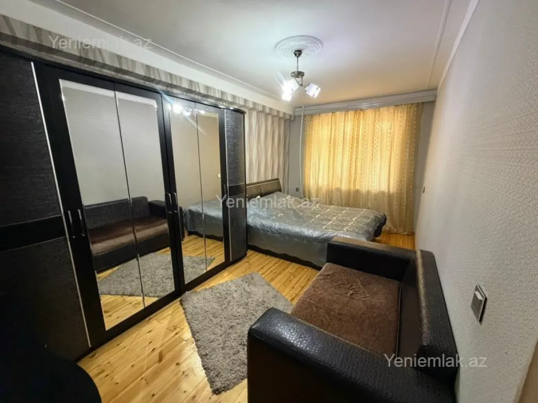 Satılır 3 otaqlı köhnə tikili 95 m²