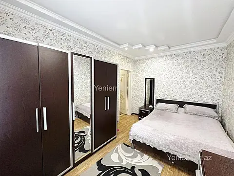 Satılır 4 otaqlı köhnə tikili 85 m²