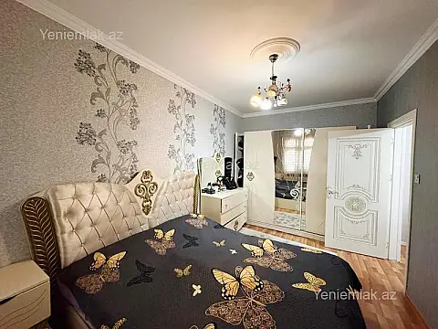 Satılır 4 otaqlı köhnə tikili 85 m²