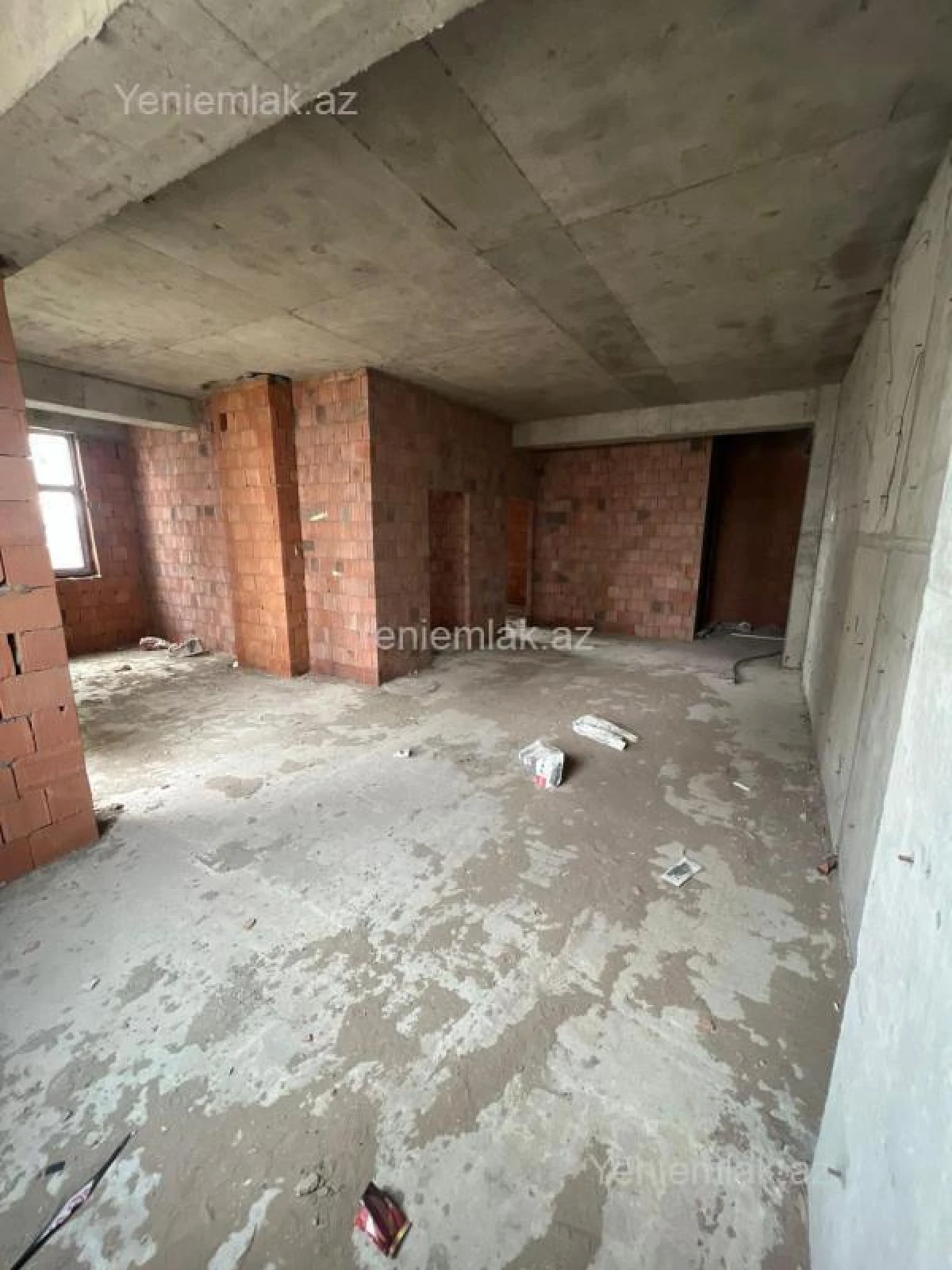 Satılır 3 otaqlı yeni tikili 90 m²