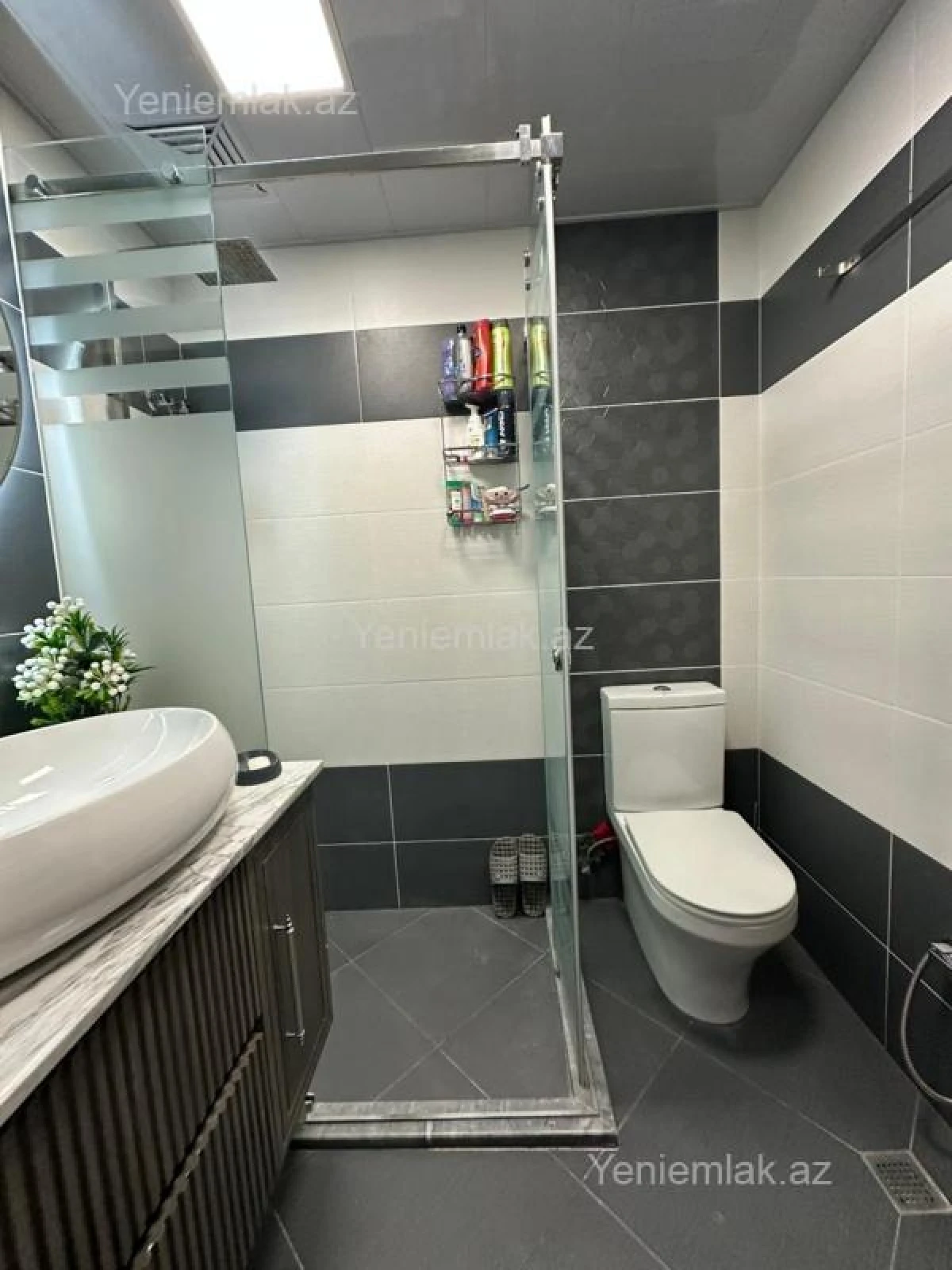 Satılır 2 otaqlı yeni tikili 65 m²