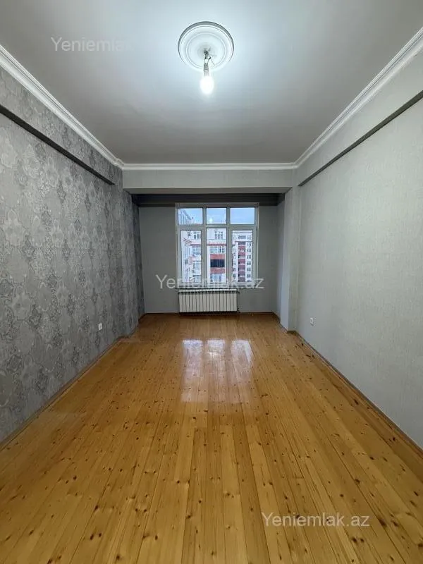 Satılır 4 otaqlı yeni tikili 140 m²