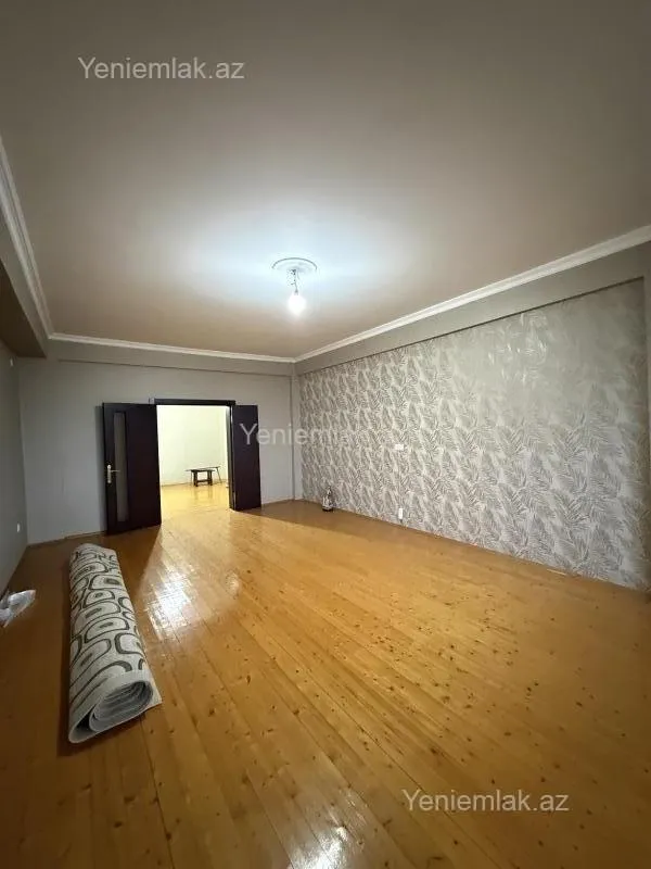 Satılır 4 otaqlı yeni tikili 140 m²
