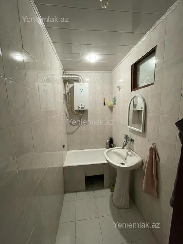 Satılır 3 otaqlı köhnə tikili 65 m²