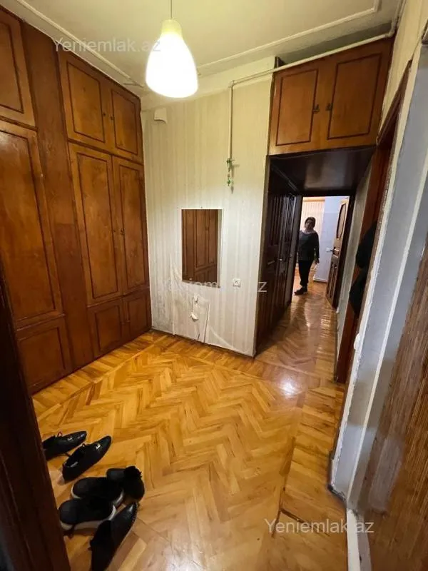 Satılır 3 otaqlı köhnə tikili 65 m²
