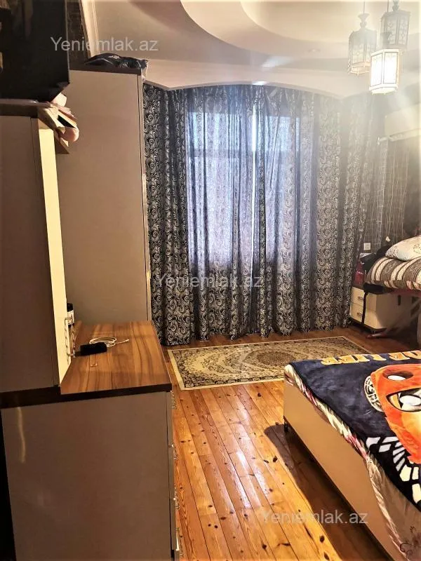 Satılır 2 otaqlı yeni tikili 78.5 m²