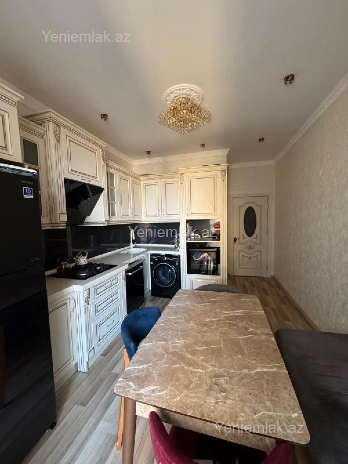 Satılır 2 otaqlı yeni tikili 100 m²