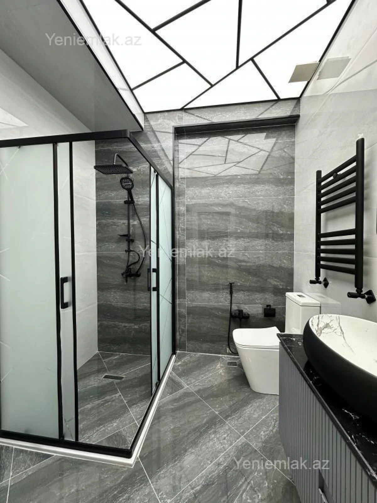 Satılır 2 otaqlı yeni tikili 55 m²