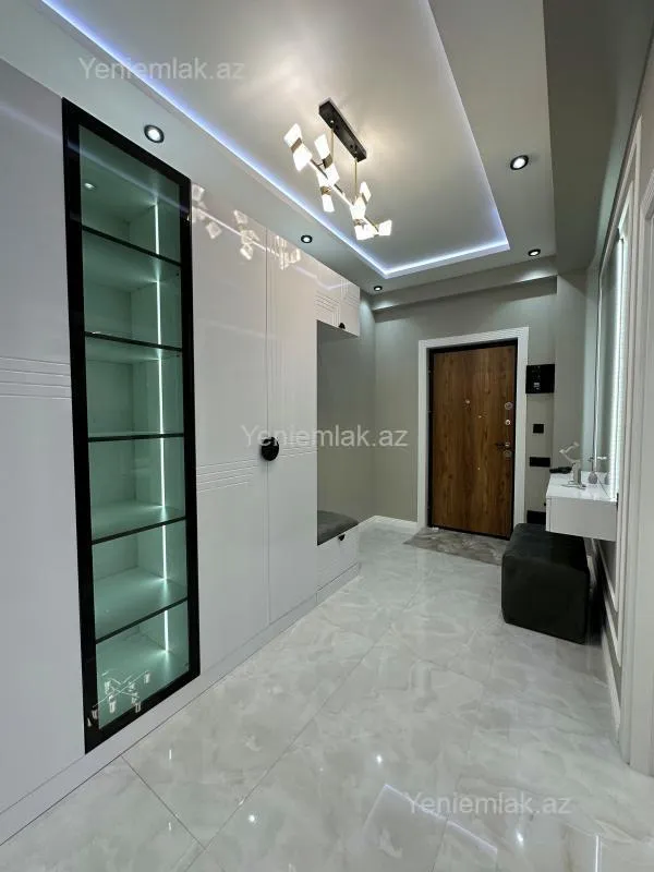 Satılır 2 otaqlı yeni tikili 55 m²